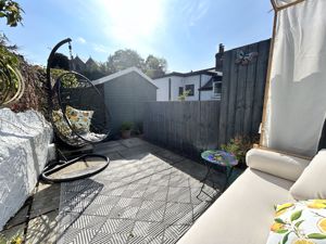 Photo 19- click for photo gallery